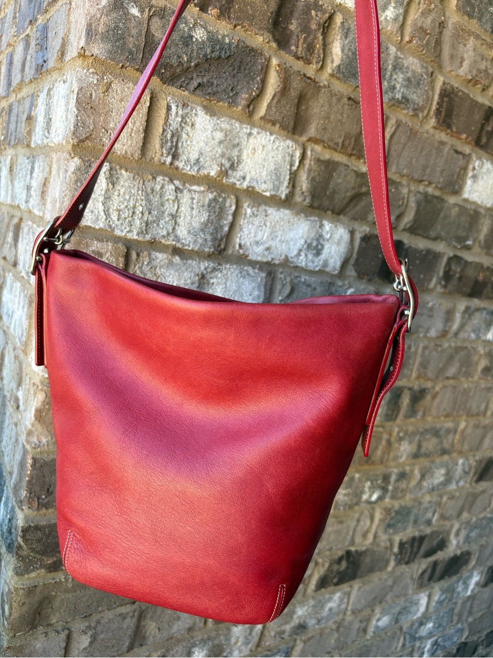 Vintage Coach Red Leather Soho Bucket Bag 9186 Large Shoulder Hobo Purse